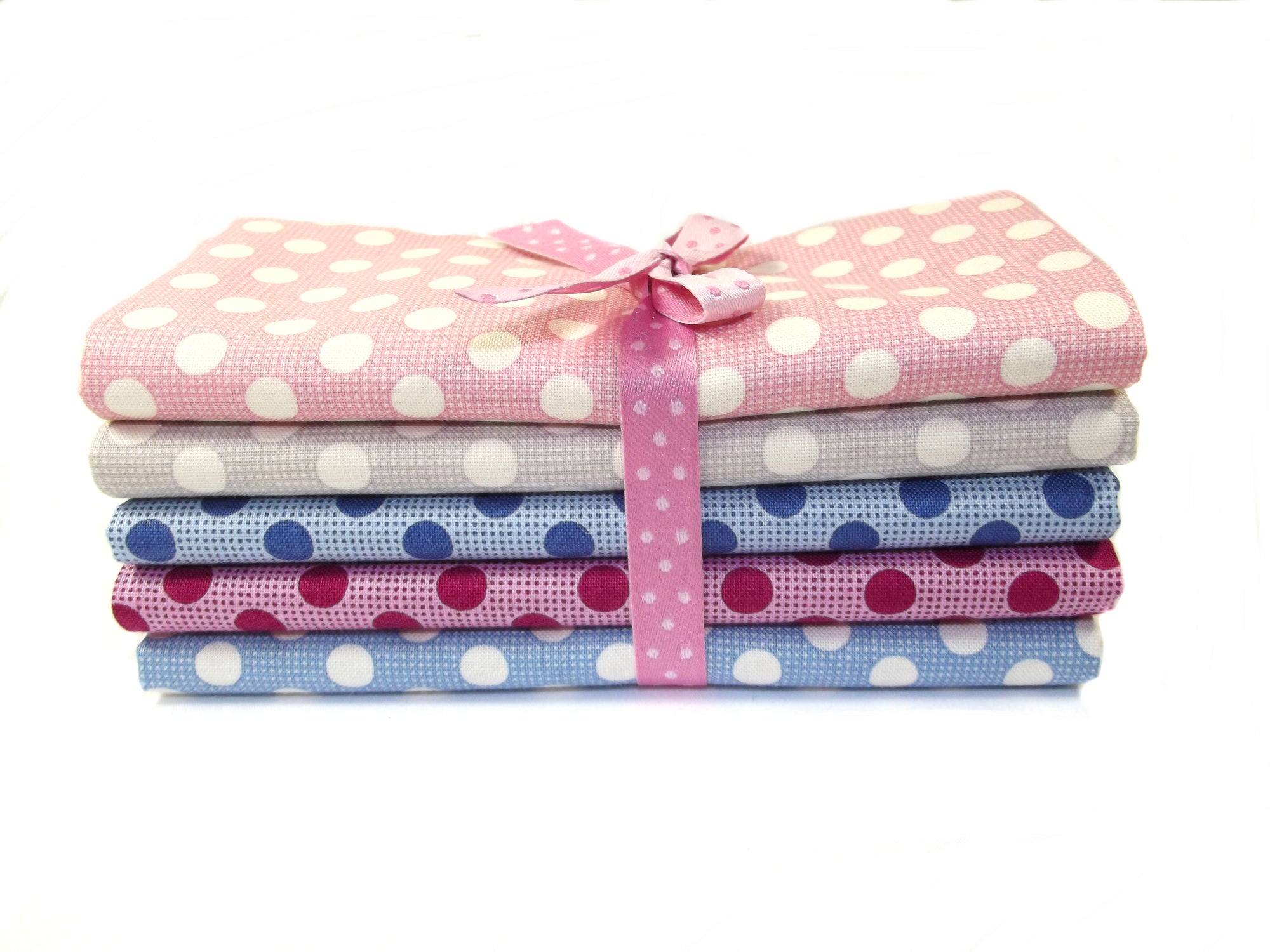 Tilda Medium Dots