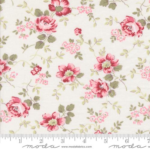 Moda Fabrics - A Very Sweet Christmas - Christmas Rose Snow 306011